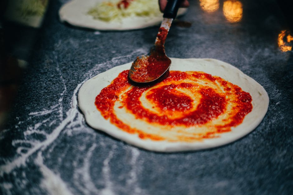 So machst Du ein leckeres Pizzateig Rezept – Schritt für Schritt Anleitung